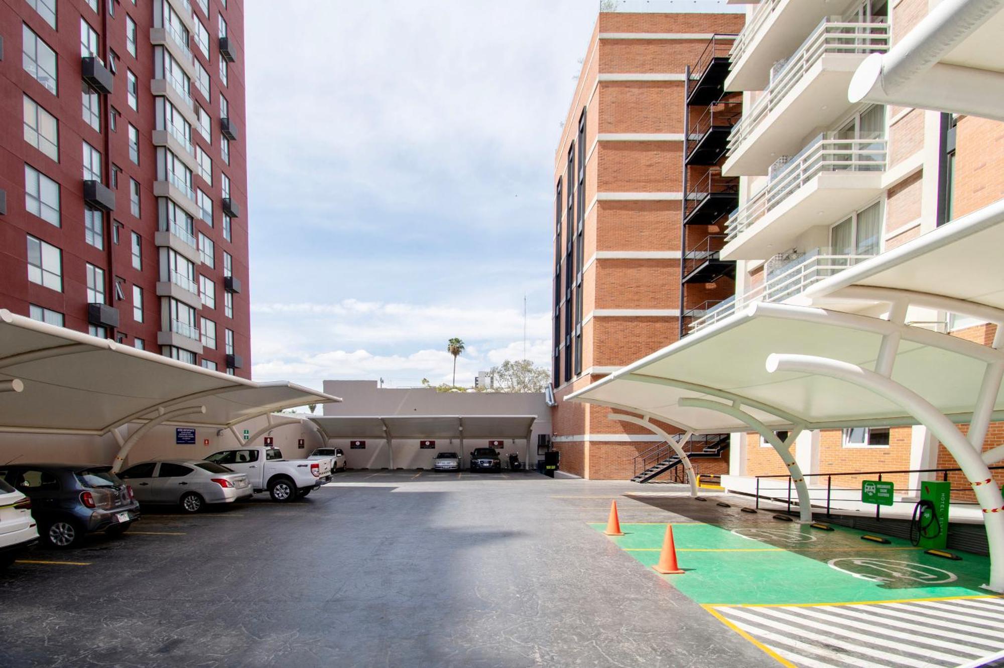 Hotel Velvet Plaza Guadalajara Exterior foto