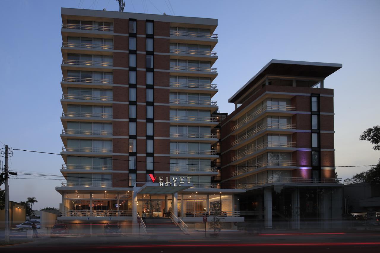 Hotel Velvet Plaza Guadalajara Exterior foto