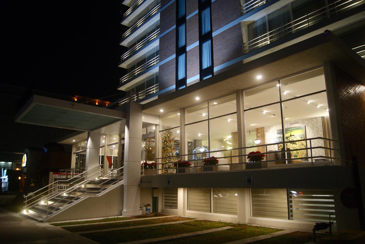 Hotel Velvet Plaza Guadalajara Exterior foto